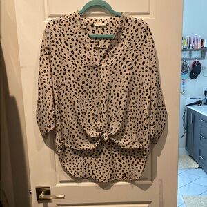 Cream 3/4 Sleeve Relaxed Blouse with Tie Front and Mandarin Collar